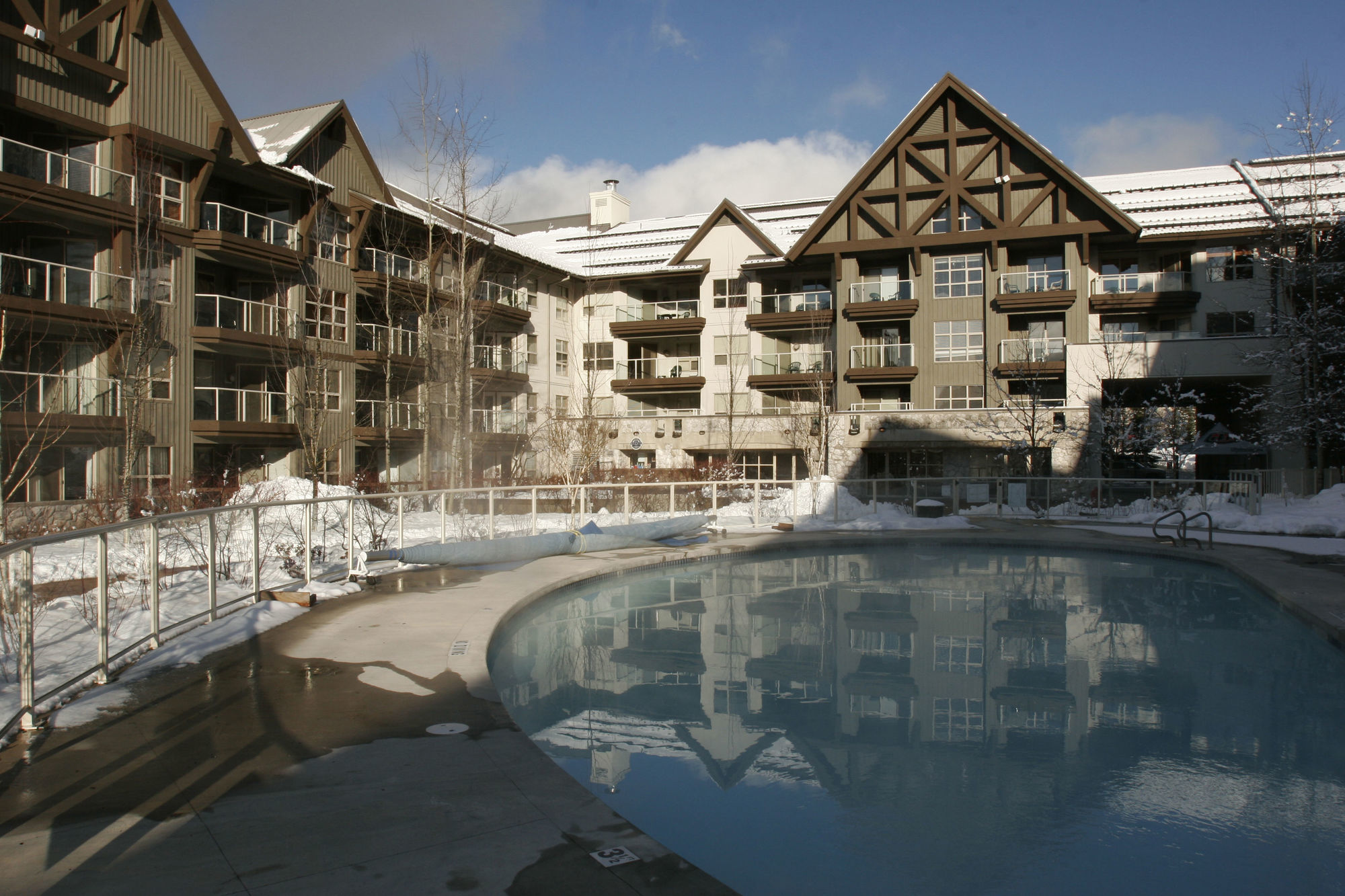 Aspens Blackcomb Whistler Aparthotel Esterno foto