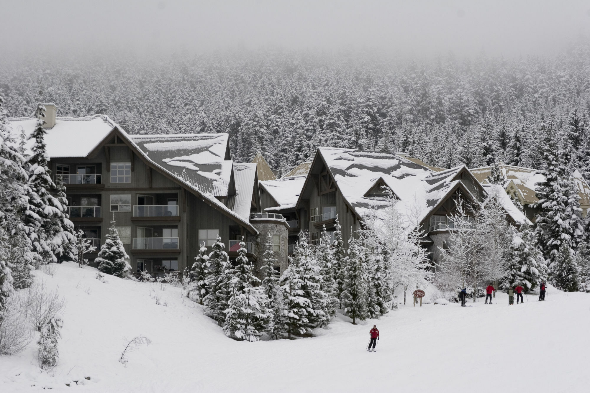 Aspens Blackcomb Whistler Aparthotel Esterno foto